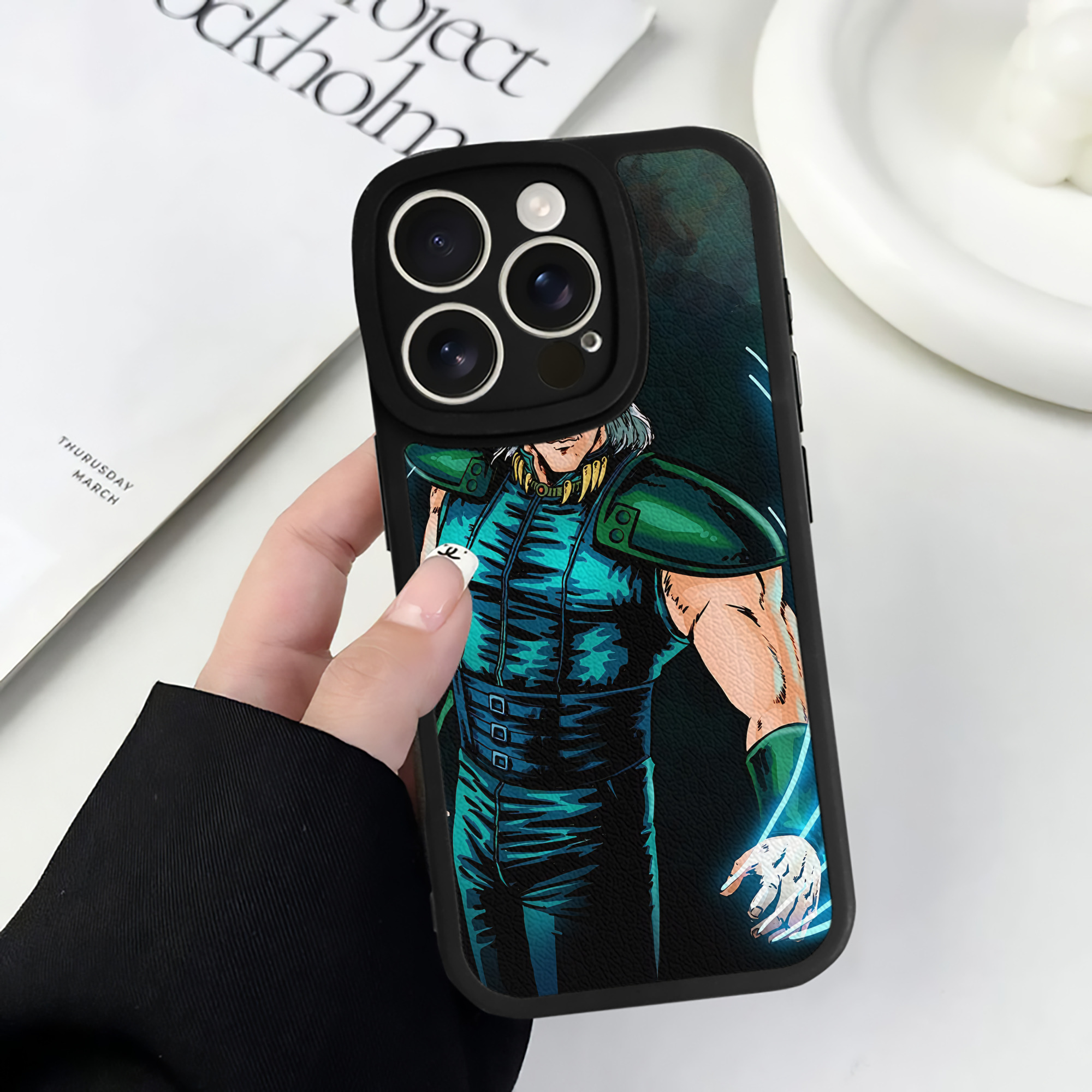 （画像用） 北斗の拳 Fist of the North Star 【iPhone 16シリーズ対応】シリコンスマホケース（レザー調） 材質：シリコン
